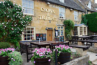 Crown and Trumpet Inn, Broadway